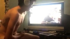 Twink Plays Call Of Duty And Cums