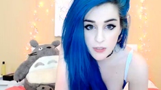 Hot amateur webcam teen masturbates for their fans