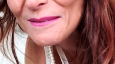 Cumshot amateur MILF suck and jerks dude in the bedroom