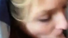 Geiler Blowjob von suesser Teen-Freundin im Webcam-Video