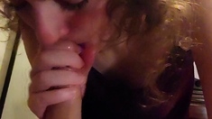 Amateur hands free close up blowjob