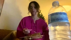 MissIvyDoll - Mommy Eats Dinner