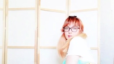 Hot amateur webcam teen masturbates for their fans