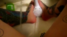 Emo showerhead orgasm