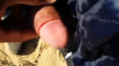 Str8 men jerking in beach for a slut