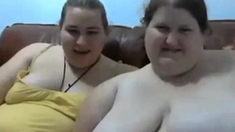 Big fat lesbians on cam